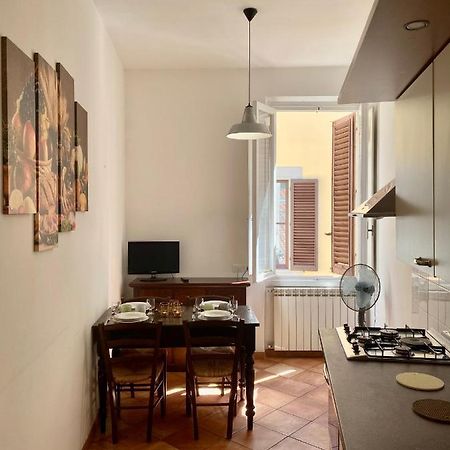 Nice & Roomy Apartment Behind The Uffizi Museum Флоренция Экстерьер фото