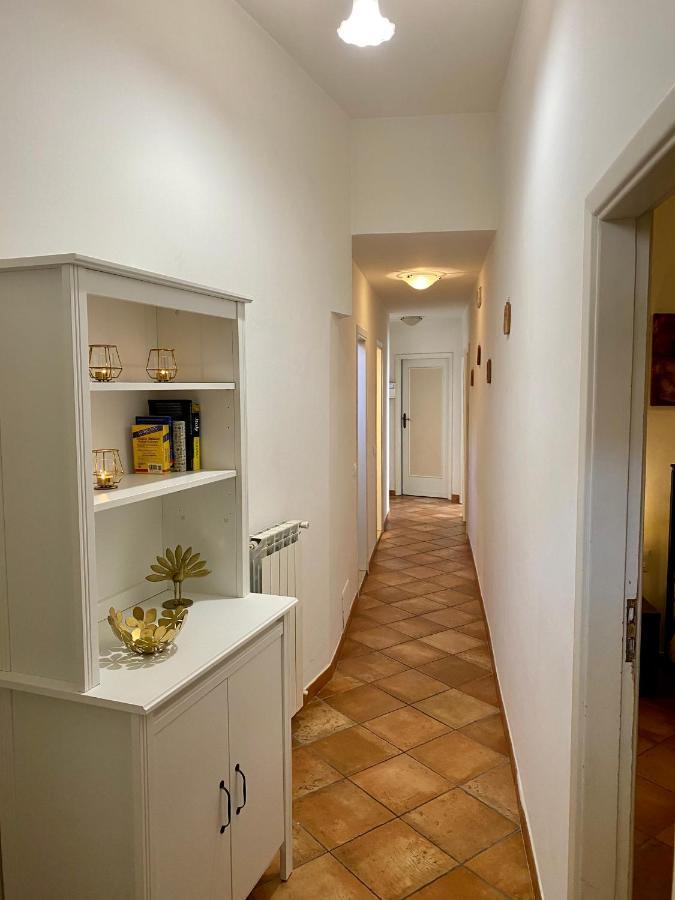 Nice & Roomy Apartment Behind The Uffizi Museum Флоренция Экстерьер фото